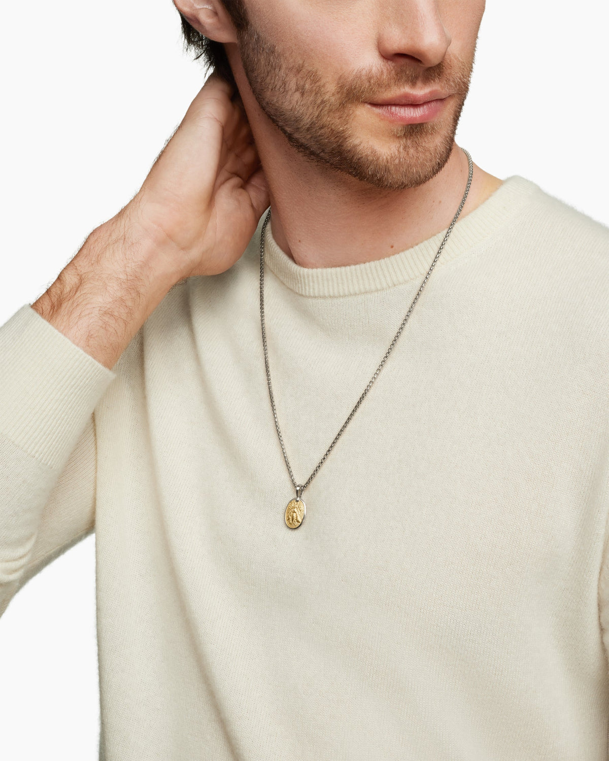 Petrvs Bee Amulet